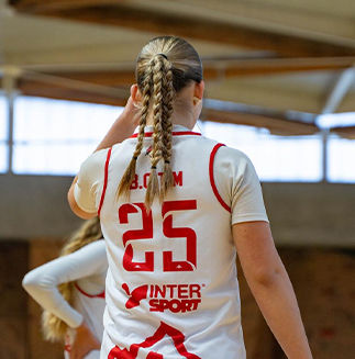 Hanaé : Joueuse U18 Région et France au BCTM 